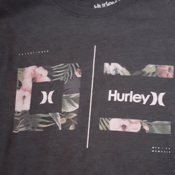 Men's Hurley shirt - Picture 2 of 4